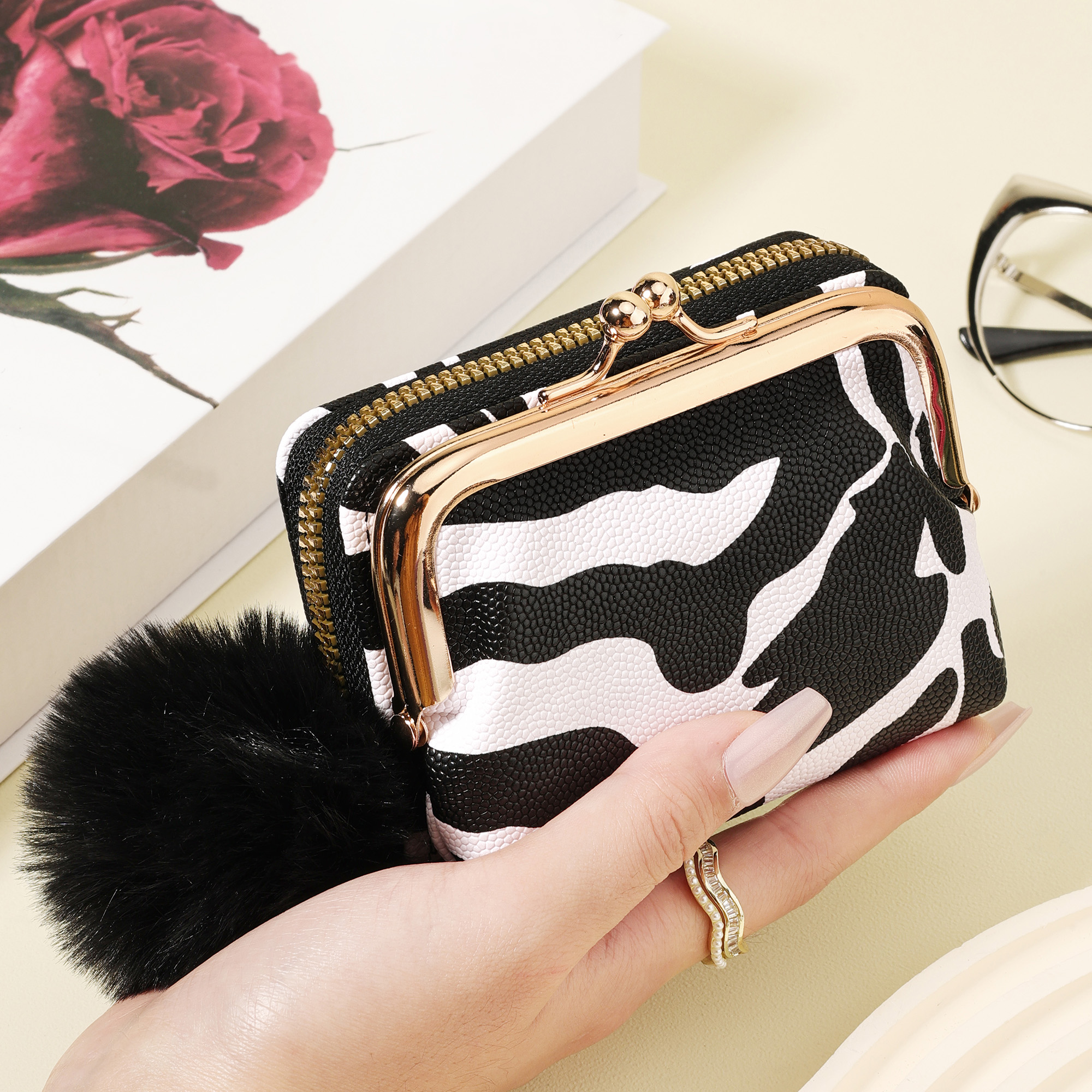 Fashionable zebra print coin w - Zebra Tablet Accessories ulasan dan harga